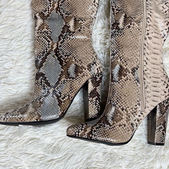 Bamboo Thigh High Snakeskin/Python Boots Size 6.5 New - Picture 3 of 11